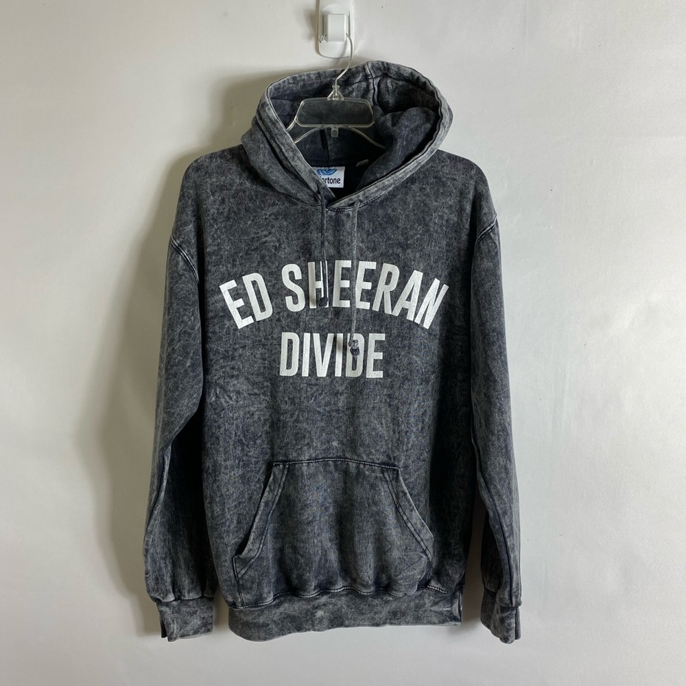 Color tone sweat top - Picture 2 of 5